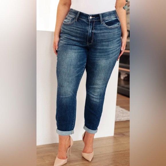 Judy Blue Denim - Judy Blue Mid-Rise Boyfriend Crop Cuffed Jeans Dark Wash Size 22W NEW Stretch